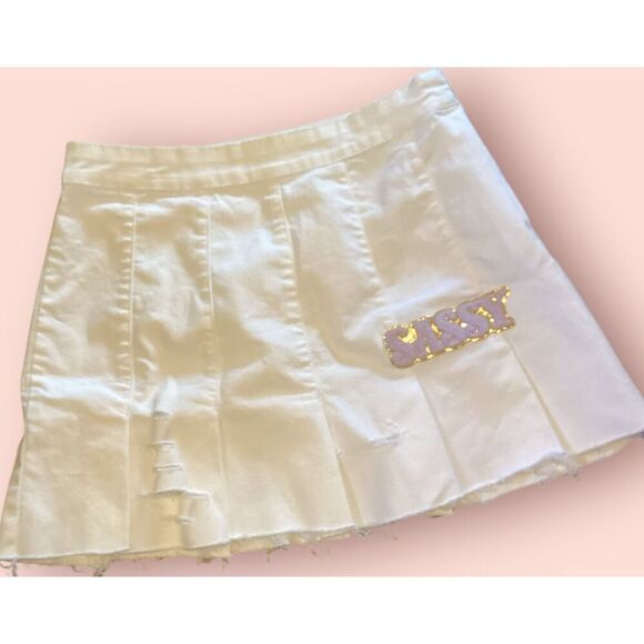 Pleated Distressed Mini Skirt 13 - Picture 1 of 5